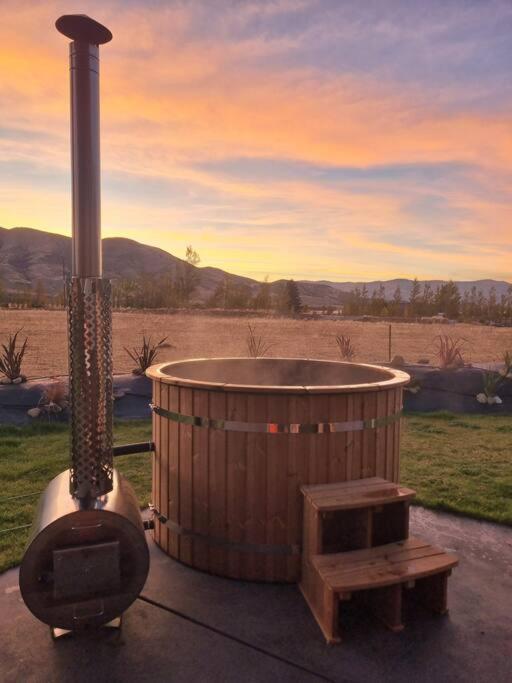 Relax In Rural Wanaka Queensberry Exterior foto